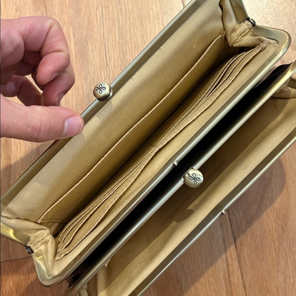 Hobo Lauren black leather clutch wallet dragon embroidery limited edition 2021 - Picture 13 of 16